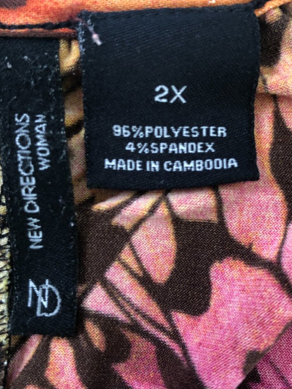 New Directions 2x Butterfly Print Top - Picture 2 of 5